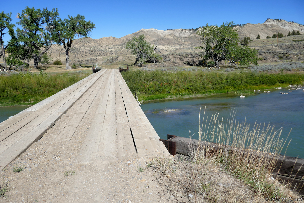 Montana's railroad car bridges - Around the World with Marty Essen