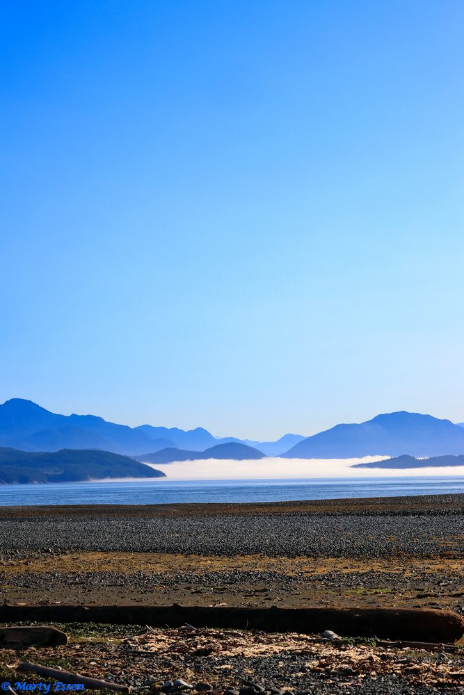 Morning on the Johnstone Strait